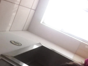 棍哥办公楼WC雅拍女白领-初露锋芒162尾随少女入厕拍她小便.之后电梯上与她交谈