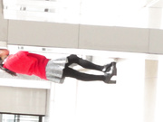 國內廁拍大神潛入某高校教學樓公共女廁近距離拍攝各式美女學妹如廁 逼逼肥嫩貌似得還未開苞啊 1080P高清無水印