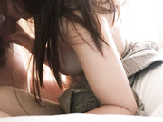 杭州藝術院校水嫩性感大胸美女酒店和閨蜜男友偷情私會啪啪 主動張開雙腿配合抽插邊操邊自拍 逼緊水超多 國語720P高清