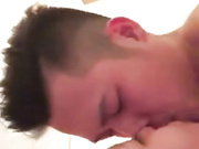 網爆門事件 某平臺最新流出-長相甜美性感的知名網紅美女和女閨蜜老公偷情啪啪自拍不慎泄密 胸大漂亮顏值超高 原版高清