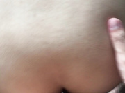 阳台后入娇喘连连的骚货英语老师最后射在屁股上，叫声销魂