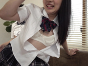 [DHLD-011] テスト前に泊まり込みで勉強会をする妹とそのお友達。勉強に集中するあまりの油断しまくり純白パンチラと - 3of5