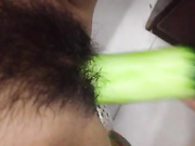 微信寂寞大学生黄瓜狂插嫩穴给我看