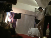 名门夜宴偷拍系列旅游小姐最佳人气奖模特黄X拍内衣广告被摄影师套路偷拍