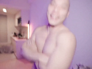 最新流出，FansOne炮王【曾强】联合【阿芮老师】骑人节肛交，漫湿直肠的浪漫，无水印原档