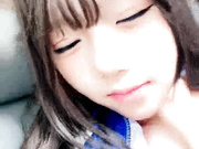 白丝露脸乖巧学妹镜头前发骚给狼友叫爸爸，揉奶玩逼跳蛋塞里面自慰，自己把骚逼抠喷了，浪叫呻吟表情好骚啊