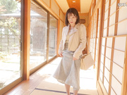 SDNM-544 神奈川県逗子市で小5の娘を育てる健気なお母さん 小泉玖美 41歳 「もっと滅茶苦茶にされてみたい」 - 1of5