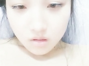 两个90后小情侣刚发育成熟就出来直播啪啪赚钱小伙鸡巴还挺大的