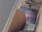 工厂大屁股女神尿尿偷拍2