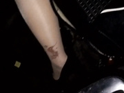 网红大半夜穿着性感白丝高跟和炮友驱车到高速路玩车震108P高清无水印完整版