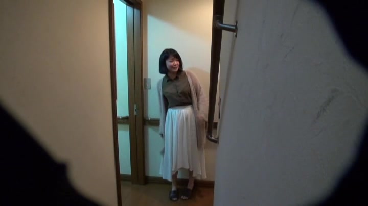 [AVOP-350] 愛妻寝取られ計画スペシャル二〇一七初夏 「何も知らない人妻を罠に掛けNTR乱交！衝撃の舞台裏も大公開！」篇