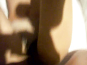 火爆壹時的上海松江區夫妻自拍視頻最全版穿各種情趣內衣激戰視頻