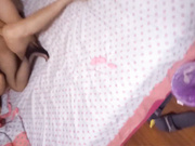 淫乱情侣邀单男一起玩3P超骚长发漂亮女友连体网衣前后洞齐开轮番爆操场面非常激情国语对白