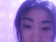 广州90后情侣白天上班,夜晚兼职主播赚外快,不刷礼物不让看操B,漂亮就是资本,人也爽了,钱也赚了,国语对白！