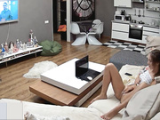 黑客入侵家庭摄像头-白皙极品妹子沙发上自慰到高潮