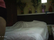 硬屌猛男高价品尝文艺眼镜短发丰满洋妞奶子太大了奶牛呀各种爆操干的洋妞啊呀啊呀娇喘不止太给力了