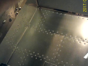 夜店女士公共蹲厕正点镜头连续偸拍各种类型火辣漂亮都市气质妹子方便美眉姨妈巾搞的很随意