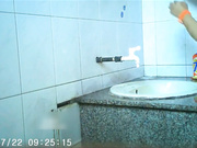 2019最新流出-某出租屋衛生間拍攝到的鄰家大三妹子洗澡更衣 雪白肌膚堅挺美乳看得讓人欲火焚身 原版高清