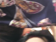 骚母狗乖乖的钻到车上主动脱裤子无套内射