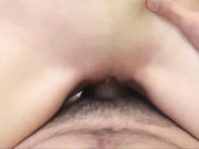 【s+素人无修正】20岁白嫩大学生首次出镜内射中出