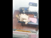 獨家推薦 犀利大叔養生館各種姿勢猛肏漂亮女技師 高潮直喊疼受不了 國語對白～720P高清