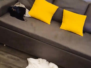 两老哥约操两少妇4P打扑克玩游戏舔屌扣穴爆插