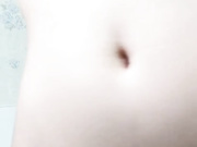 偷偷录下了女主播直播大尺度视频