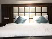 探花高颜值甜美妹子穿上黑丝高跟鞋骑乘猛操